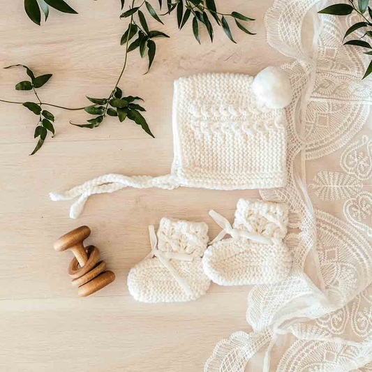 SHK - Baby Bonnet & Booties