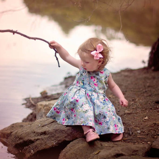 light-pink-clip-bow-medium-image