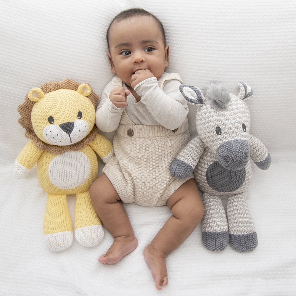 living-textiles-leo-the-lion-toy-image