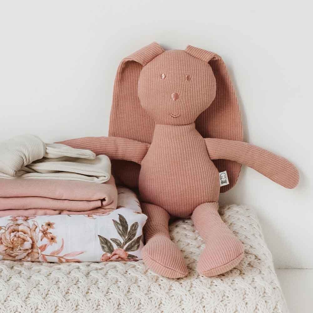 rose-snuggle-bunny-image
